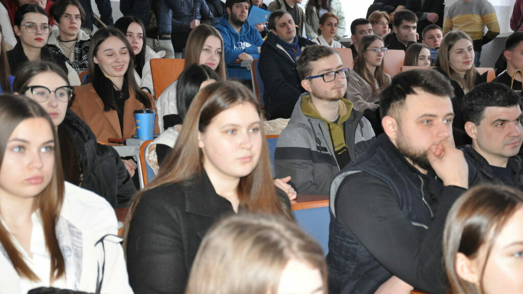 dsc_0533-scaled-1350x760