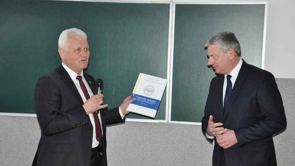 dsc_0551-scaled-1350x760