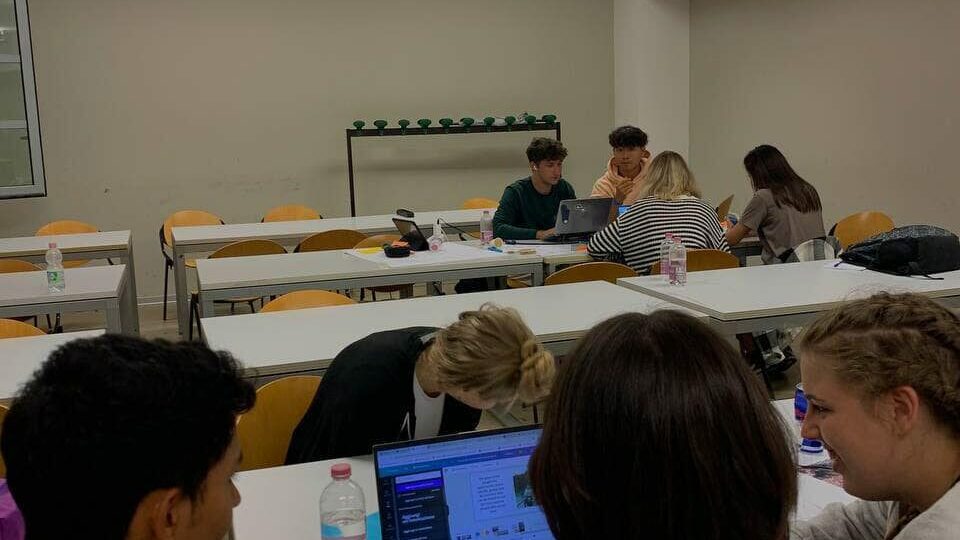 379018332_809879071138637_1662267598719181748_n-960x720