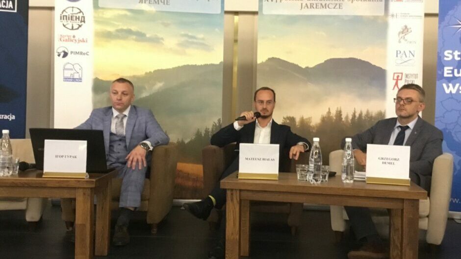 de64f28a-8e47-4fd9-bc54-1030d5c53fc5-940x788