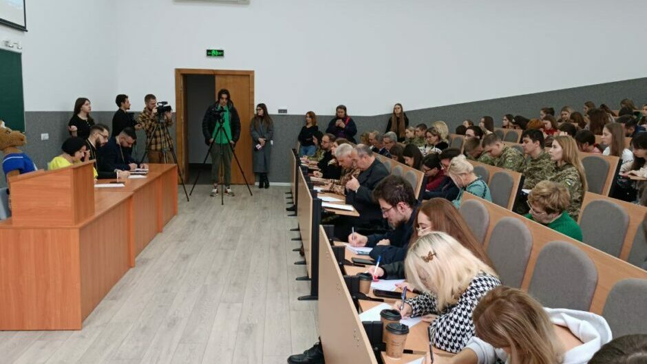 64cd2570-4d41-446d-bbbc-71a22648c12b-940x788